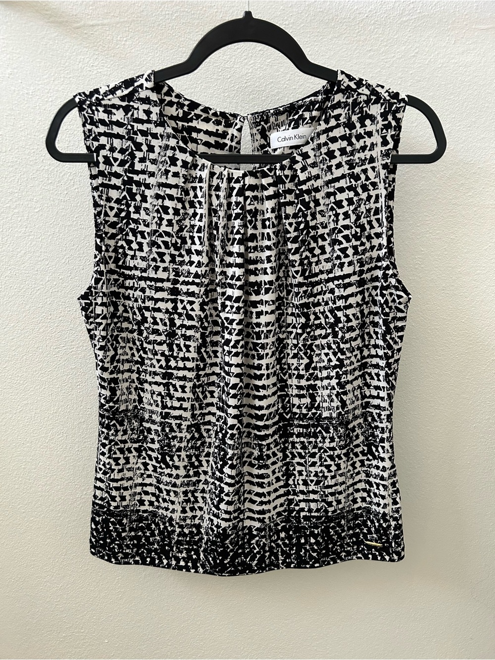 Calvin Klein Black & White Abstract Print Sleeveless Camisole